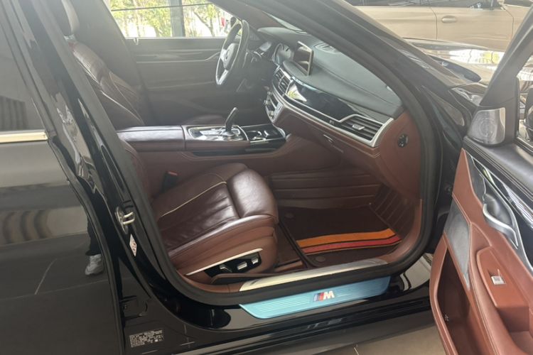 Used BMW 7 Series 2018 740Li M Sport Package Leading Model