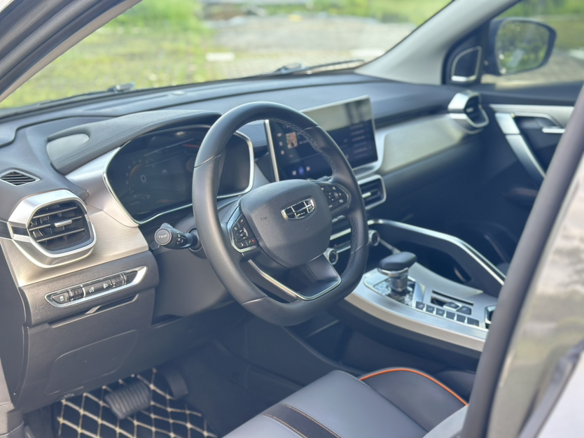 Geely Auto Coolray 2023 1.5T DCT Diamond Edition — снимка 15