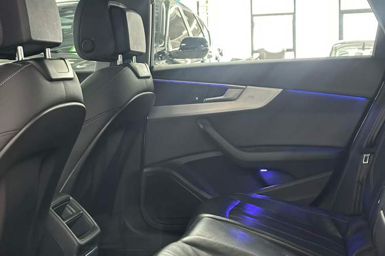 Used Audi A4L 2022 40 TFSI Fashion Dynamic Model Exterior 6