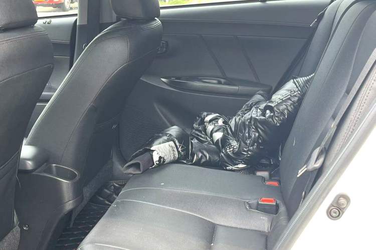 Used Toyota YARiS L Zhi Xuan 2020 X-Trail X 1.5L CVT Leading Edition
