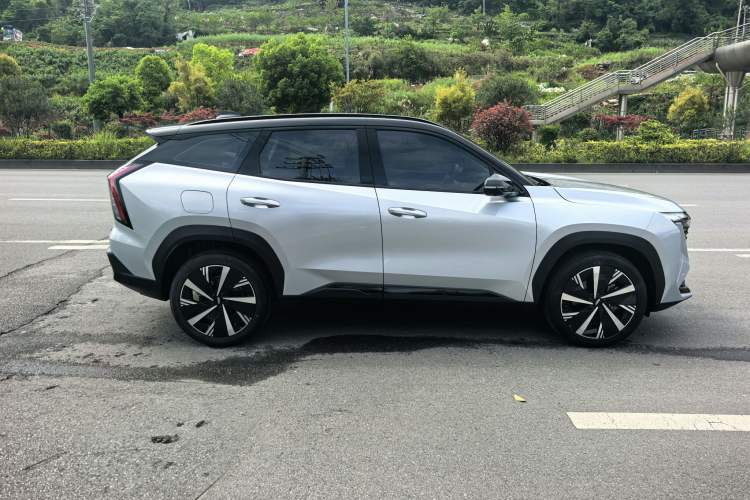 Used Geely Auto FX11 2023 1.5TD DCT Prestige Edition Exterior 6