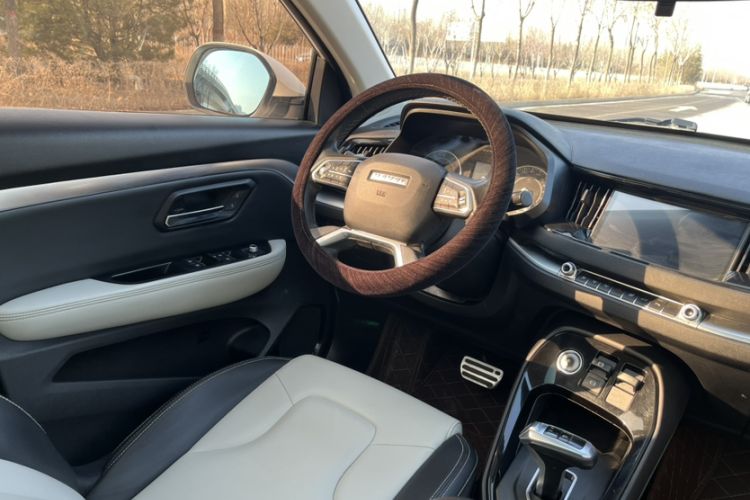 Used Haval H2s 2017 Red-Label 1.5T Dual-Clutch Luxury Model