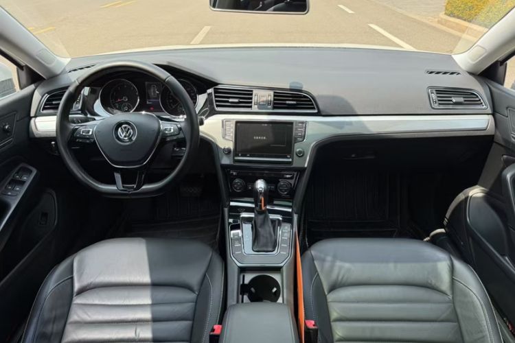 Used Volkswagen Lamando 2018 280TSI DSG Comfort Edition
