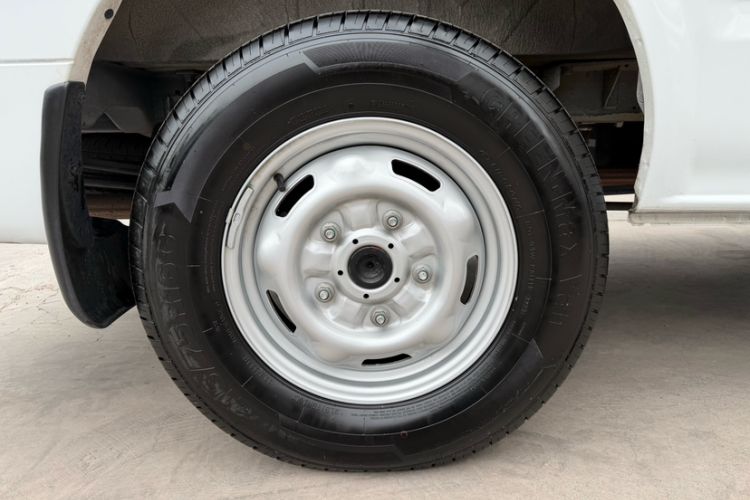 Used JMC Fushun 2023 2.0T Automatic Mid-Roof Business Class 9 (Non-Commercial)