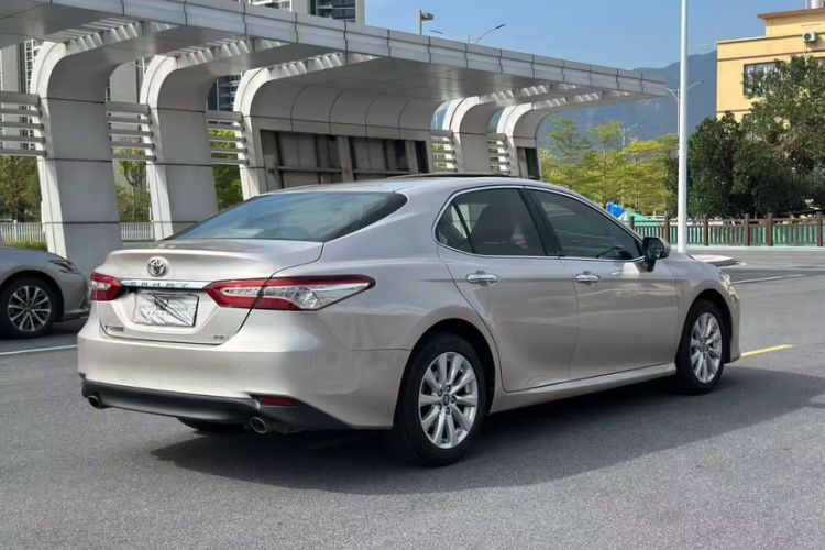 Used Toyota Camry 2019 2.0G Luxury Edition China VI Standard
