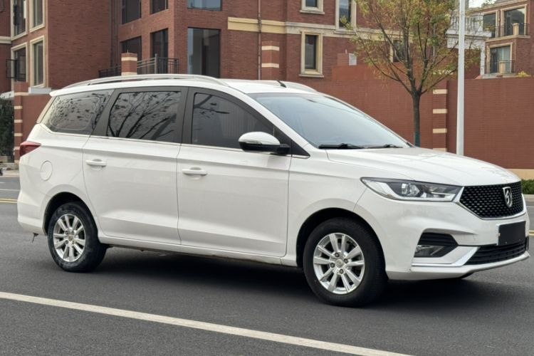 Used Baojun 360 2019 Revised Version 1.5L Manual Elite China VI
