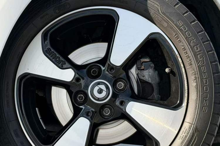 Used smart fortwo 2018 1.0L 52kW Hardtop Passion Edition China V Standard
