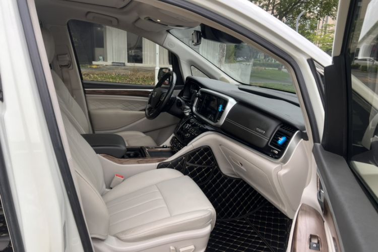 Used GAC Trumpchi M8 2018 320T Flagship Edition Interior 3