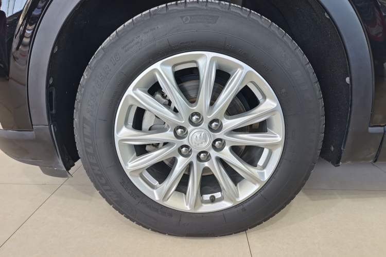 Used Buick Enclave 2020 28T Two-Wheel Drive Luxury Version Exterior 4