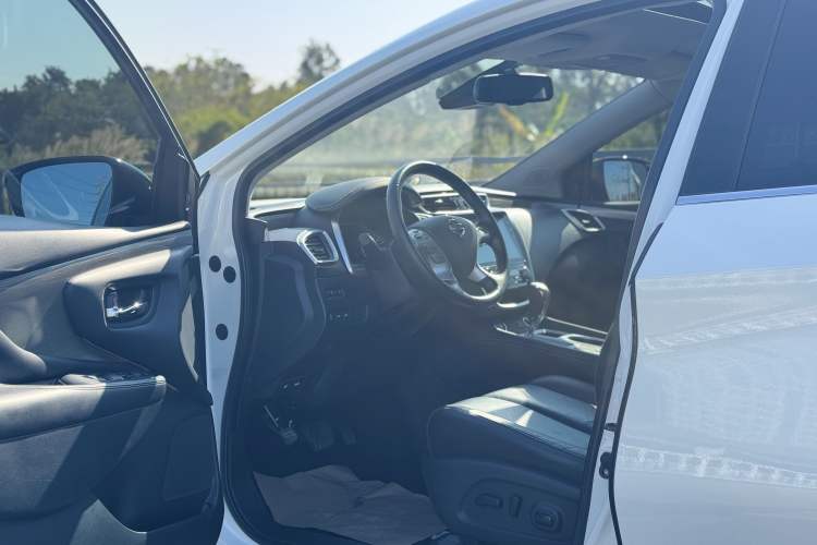 Used Nissan Murano 2021 2.5L XL Two-Wheel Drive Smart Connect Luxury Edition