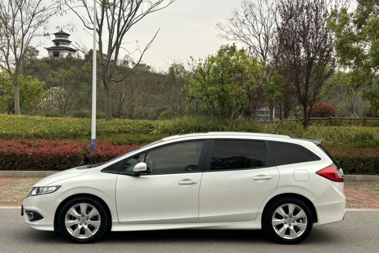 Used Honda Jade 2016 1.8L Automatic Comfort Elite Version 5 Seats