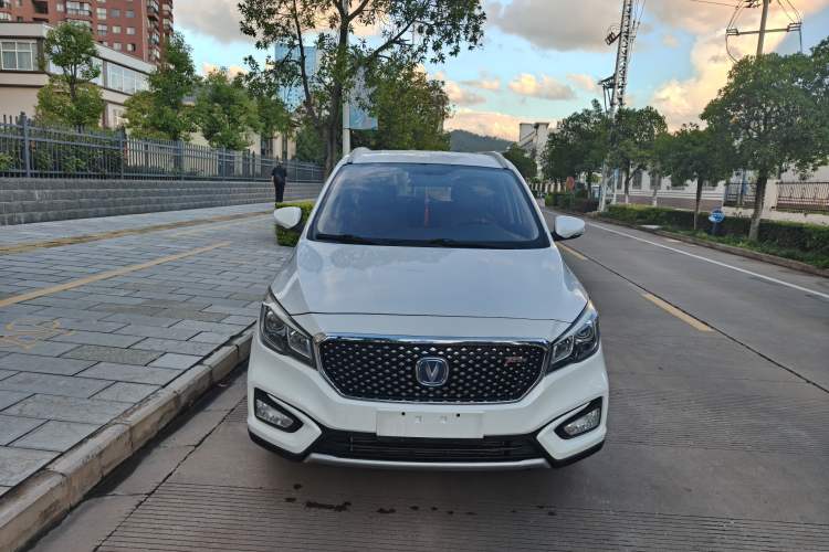 Used Changan Lingxuan 2017 1.5T Manual Joyful & Happy Model
