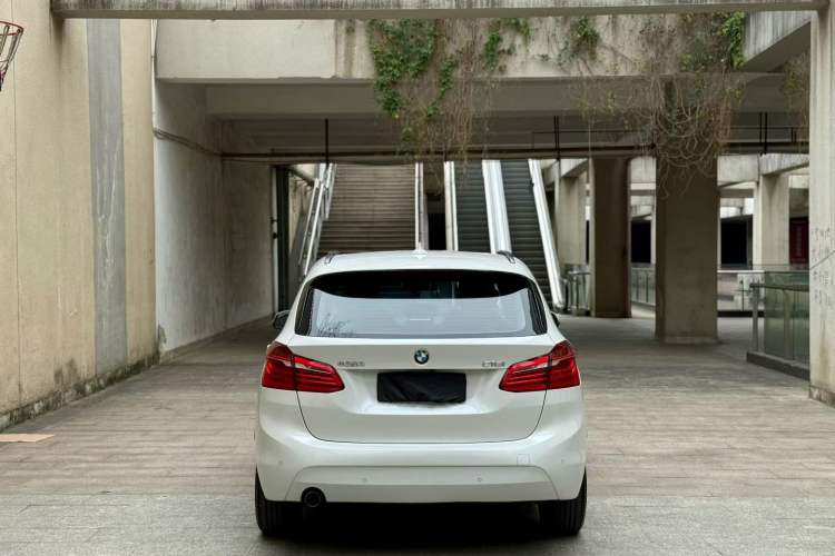 Used BMW 2 Series Active Tourer 2016 218i Fashion Model Exterior 3