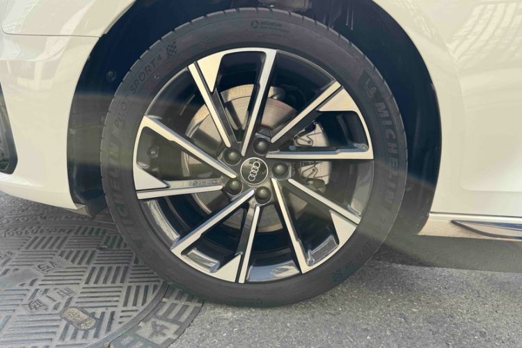 Used Audi A4L 2023 40 TFSI Luxury Dynamic Model