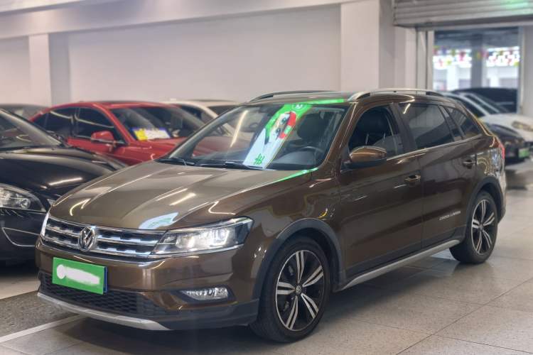 Used Volkswagen Cross Lavida 2017 230TSI DSG Luxury Edition