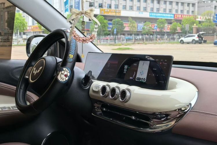 Used Wuling Bingo 2023 333 km Lingxi Connected+ Version