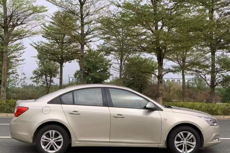 Used Chevrolet Cruze 2015 1.5L Classic SE AT