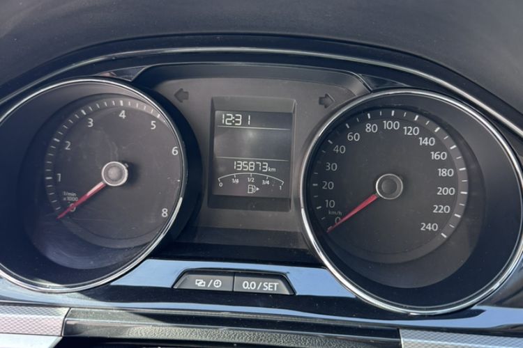 Used Volkswagen Bora 2018 1.5L Automatic Comfort Model Odometer Close Up