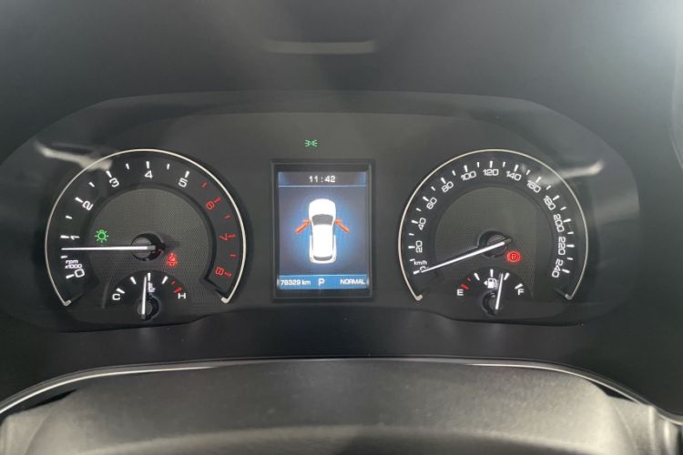 Used Wey VV5 2019 Upgraded Model 2.0T Two-Wheel Drive Ultra-Luxury Version China V Standard Odometer Close Up