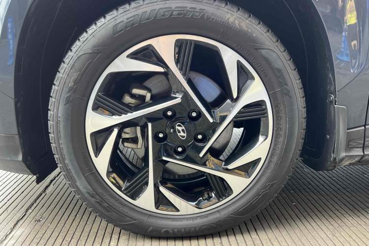 Used Hyundai Custo 2021 380TGDi Deluxe Edition DLX
