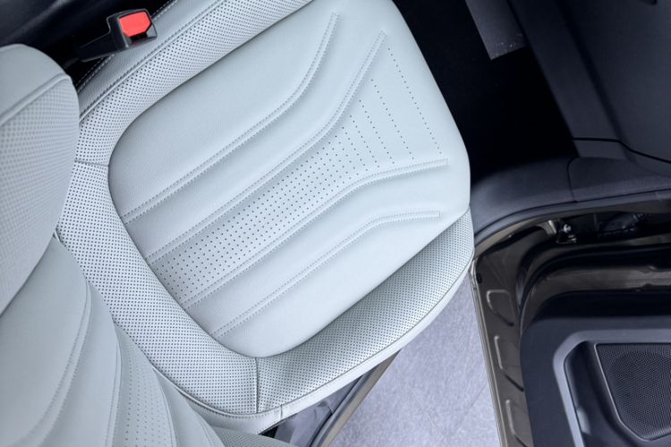 Used Ford Escape 2020 EcoBoost 245 Four-Wheel Drive Luxury Edition