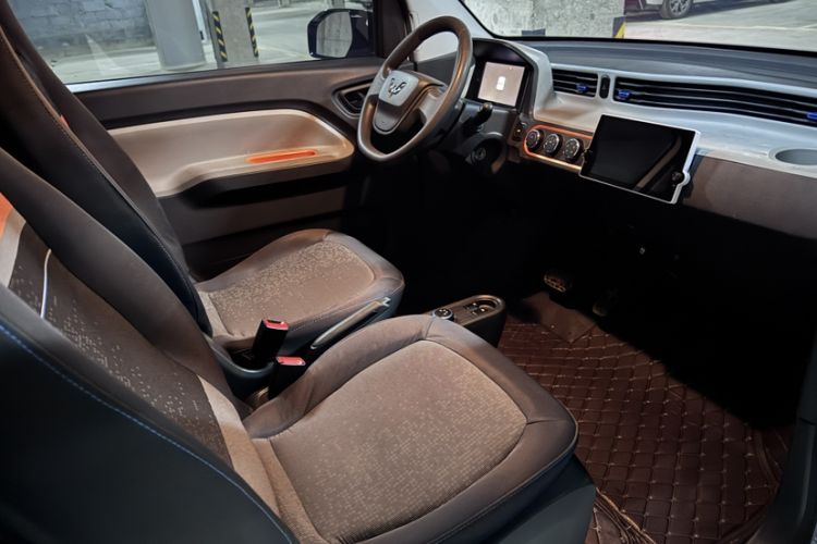 Used Wuling Hongguang MINIEV 2020 Freedom Version Lithium Iron Phosphate Interior 3