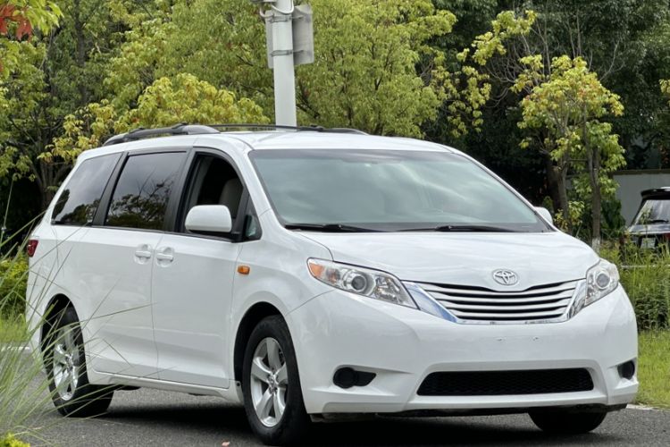 Used Toyota Sienna (Parallel Import) 2015 3.5L Two-Wheel Drive L
