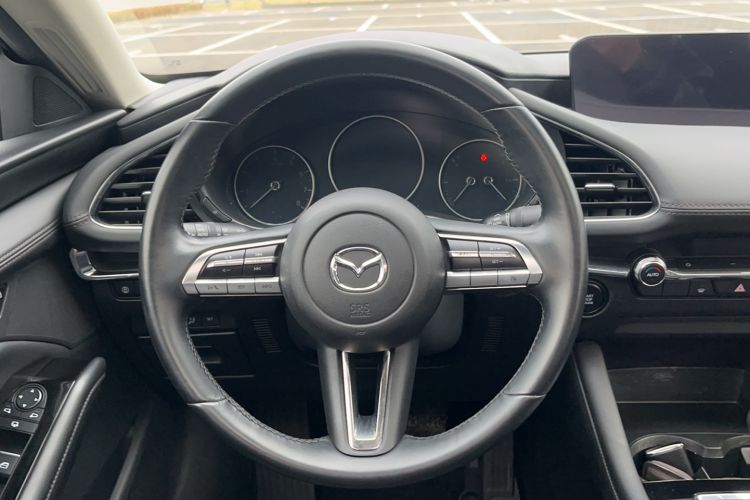 Used Mazda Mazda 3 Axela 2020 2.0L Automatic Luxury Version
