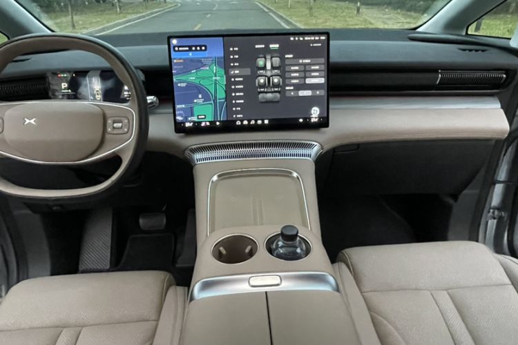 Used XPeng X9 2024 702 Ultra-Long Range Max
