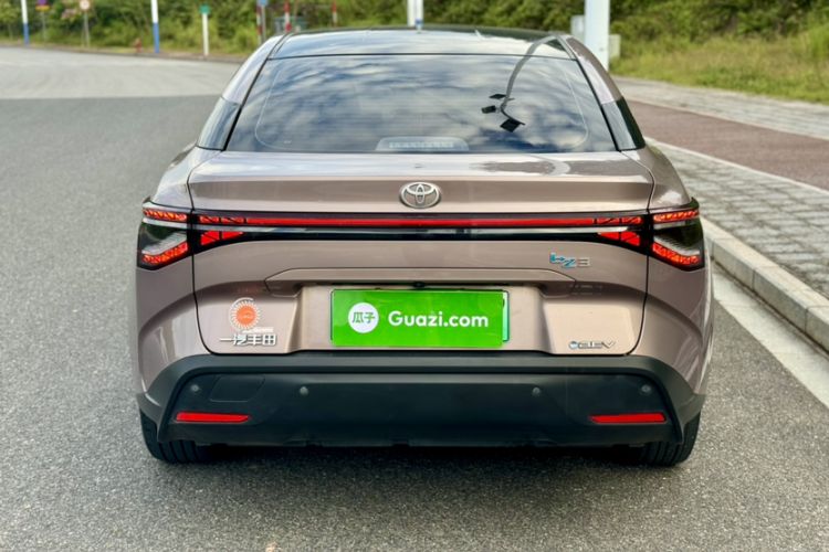 Used Toyota bZ3 2023 616 km Long-Range Premium
