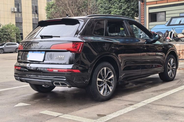 Used Audi Q5L 2023 40T Luxury Dynamic Model
