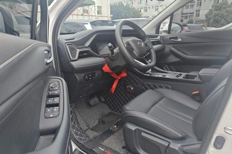 Used GAC Trumpchi GS4 2022 270T Automatic Smart Drive Navigation Edition Left Front Seat