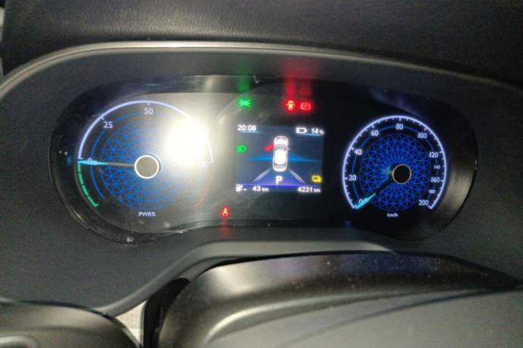 Used Hongqi E-QM5 2024 560km PLUS
