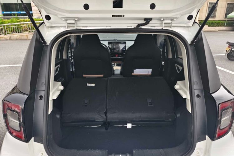 Used JAC Yiwei E10X 2024 Charming Edition 301km Air
