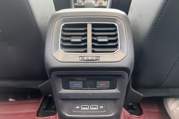 Used Volkswagen Tiguan L 2019 Updated Version 330TSI Automatic Two-Wheel Drive Panoramic Comfort Edition China VI Standard