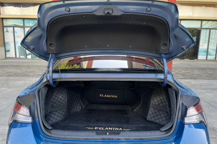 Used Hyundai Elantra 2021 240TGDi DCT LUX Prestige Edition
