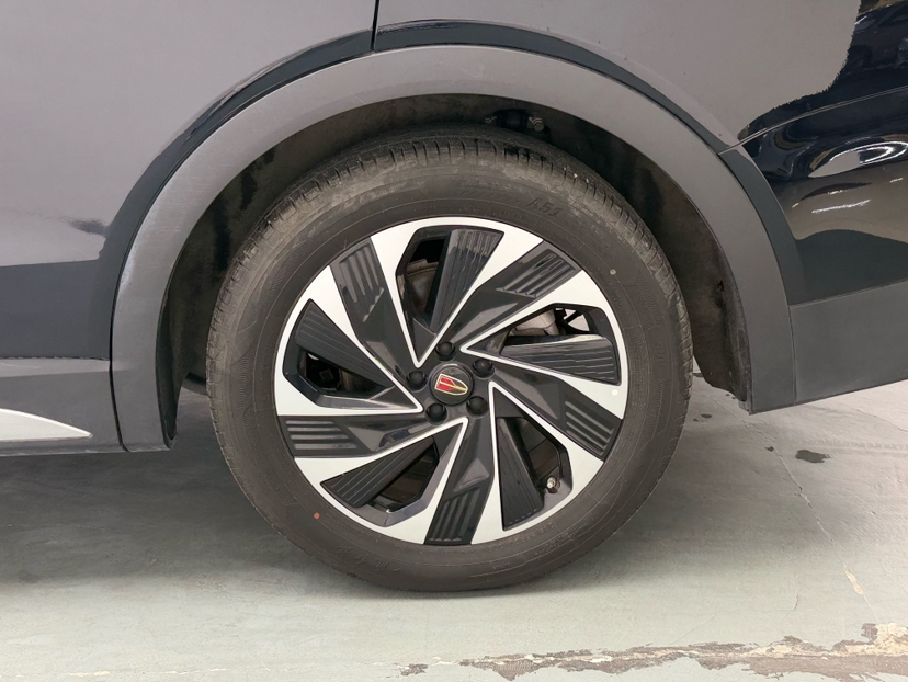 Hongqi HS7 PHEV 2024 2.0T PHEV Four-Wheel Drive Flagship Edition 6 Seats — снимка 16