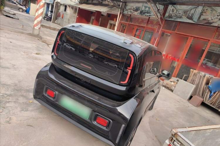 Used Baojun KiWi EV 2021 Artist Model Lithium Iron Phosphate Exterior 4