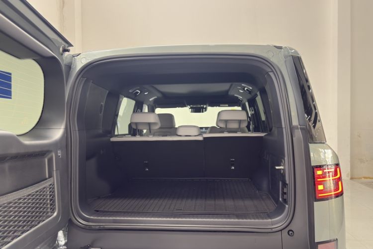 Used Formula Leopard Tai 7 2025 Model 190 km Four-Wheel Drive Ultra Edition
