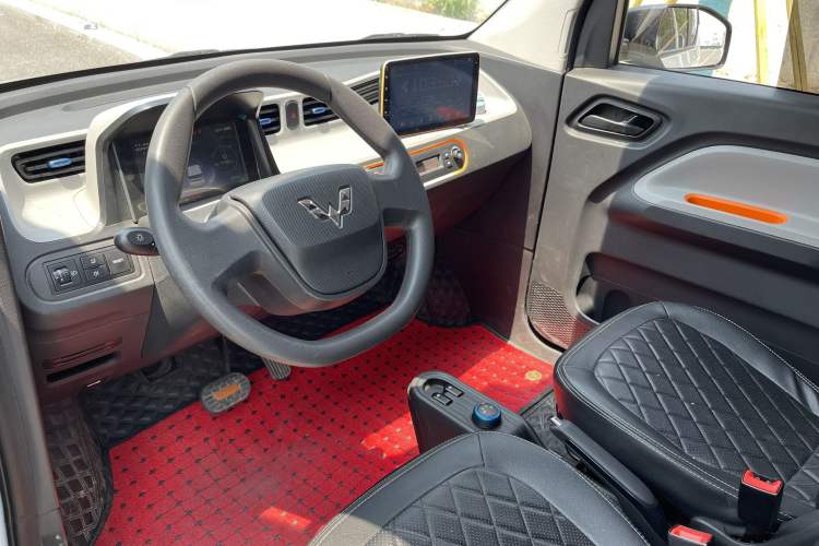 Used Wuling Hongguang MINIEV 2020 Enjoyment Model Lithium Iron Phosphate