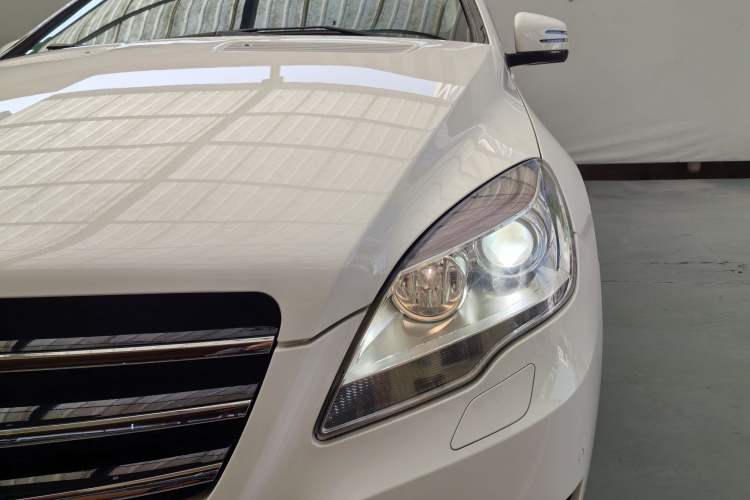 Used Mercedes-Benz R-Class 2017 R 320 4MATIC Business Edition Prestige Model