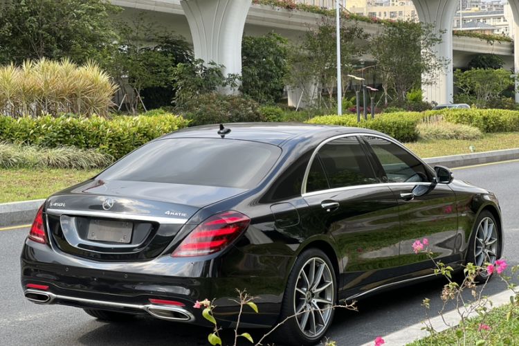 Used Mercedes-Benz S-Class 2020 S 450 L 4MATIC Exclusive Edition Exterior 4