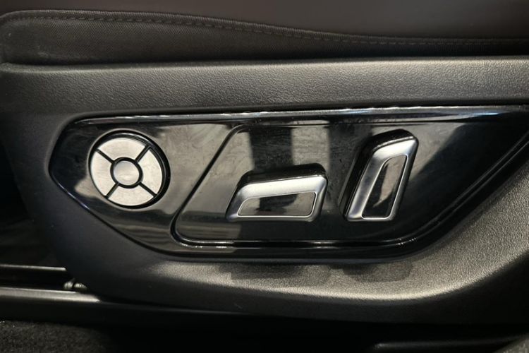 Used Wey Mocha 2021 2.0T Two-Wheel-Drive Premium Edition
