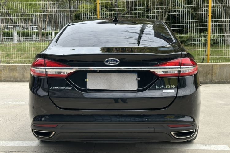 Used Ford Mondeo 2017 EcoBoost 180 Stylish Model Exterior 2