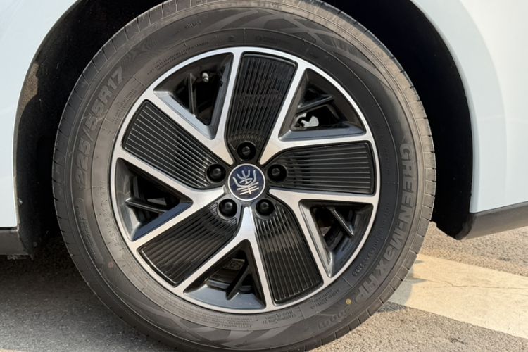 Used BYD Qin L 2024 DM-i 120KM Beyond Model