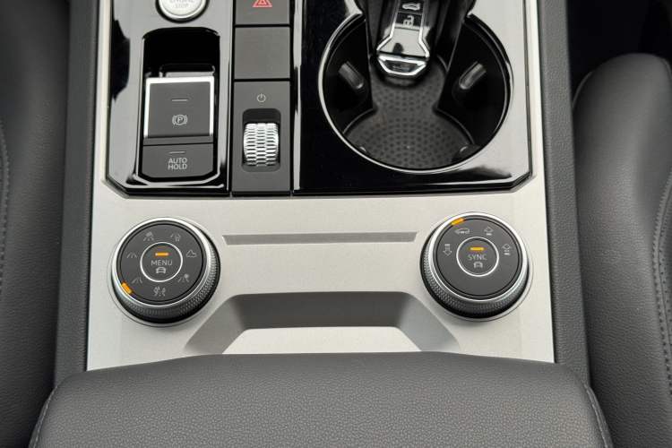 Used Volkswagen Touareg 2022 2.0 TSI RuiShang Edition Interior 13