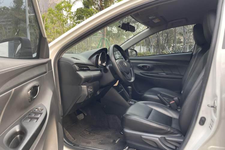 Used Toyota YARiS L Zhi Xuan 2020 1.5L CVT Leading Edition Interior 3