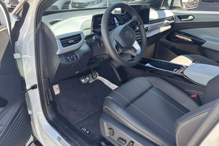 Used Volkswagen ID.4 X 2024 Pure & Smart Edition