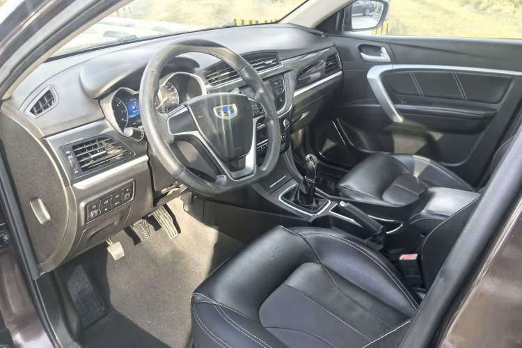 Used Geely Auto Emgrand 2017 Sedan Million Edition 1.5L Manual - Upward Version
