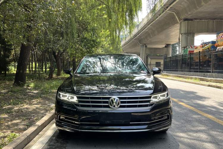 Used Volkswagen Phideon 2019 380TSI Two-Wheel Drive Business Edition China VI Standard